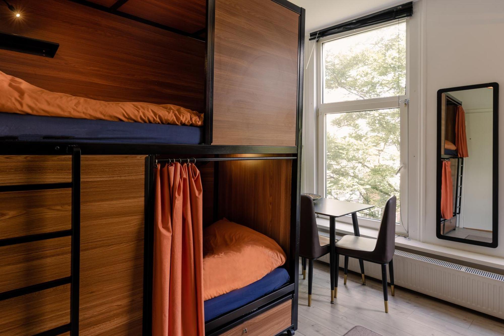 Recharge Hostel Rotterdam Room photo